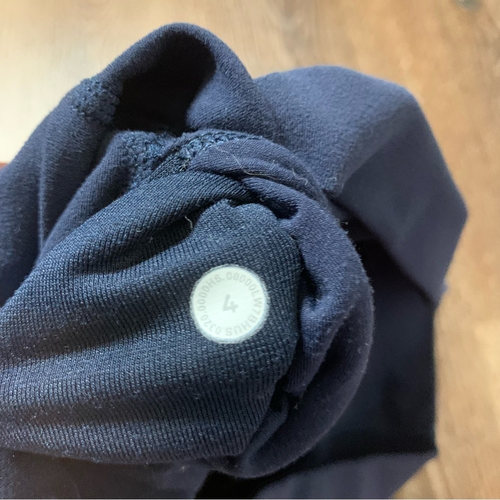 Lululemon Align Super High Rise Short *10" Navy 4 - Picture 6 of 6